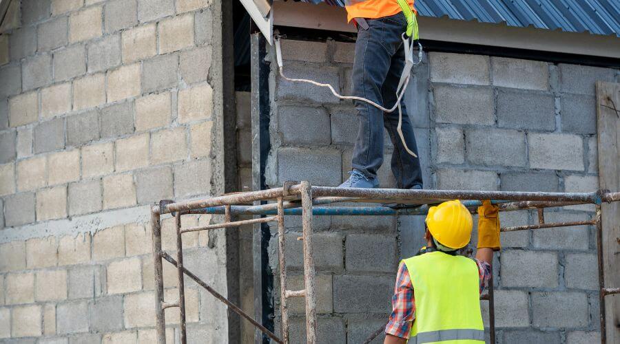Expert top industrial roofings services in Licking, MO